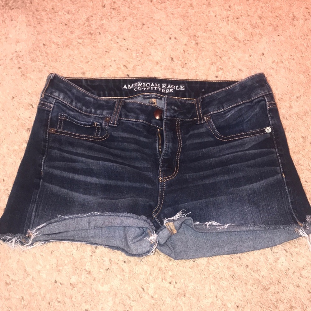 American Eagle Midi shorts